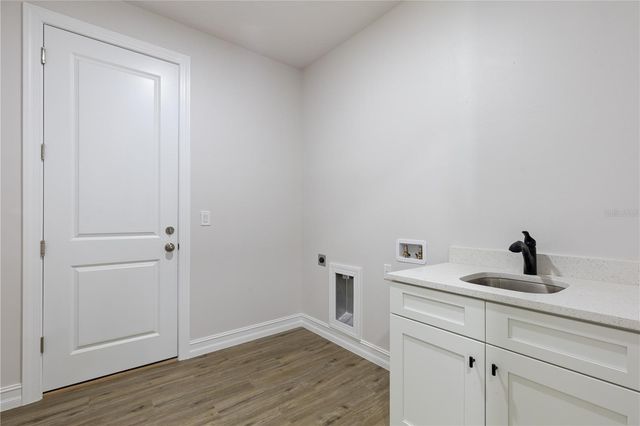 521 NW 5TH STREET, Cape Coral, FL 33993