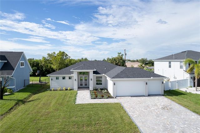 521 NW 5TH STREET, Cape Coral, FL 33993