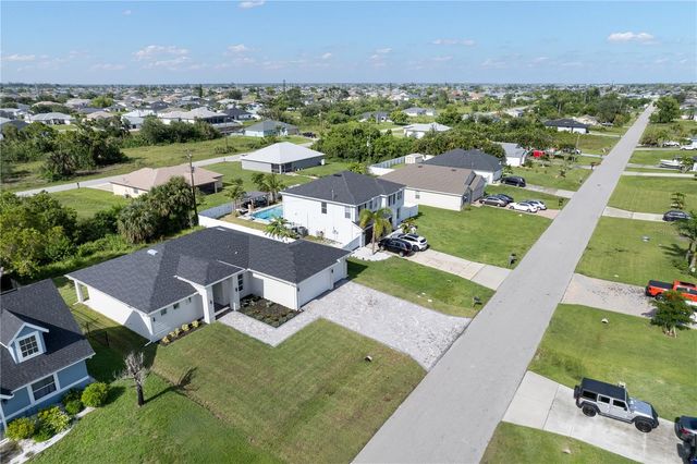 521 NW 5TH STREET, Cape Coral, FL 33993