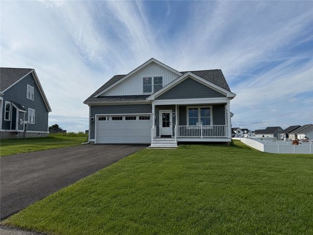 25 Bunker Hill Crossing, Portsmouth, RI 02871