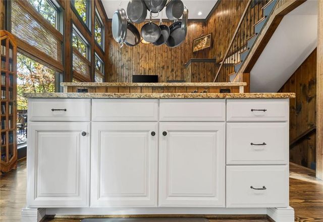 85 Sleeping Fawn Knoll, Big Canoe, GA 30143