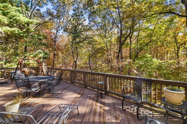 85 Sleeping Fawn Knoll, Big Canoe, GA 30143