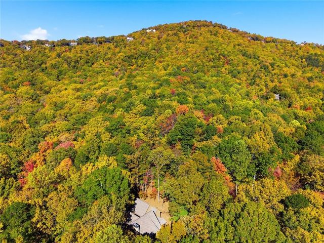 85 Sleeping Fawn Knoll, Big Canoe, GA 30143