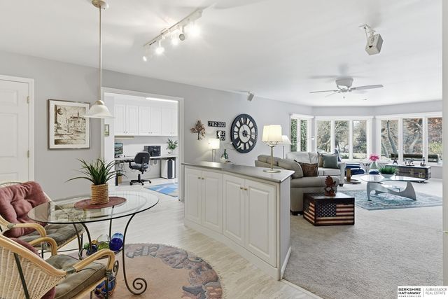 2515 S 105th Avenue, Omaha, NE 68124