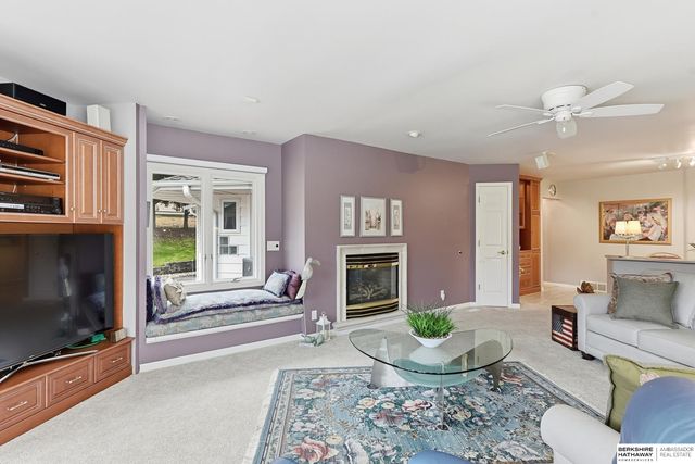 2515 S 105th Avenue, Omaha, NE 68124