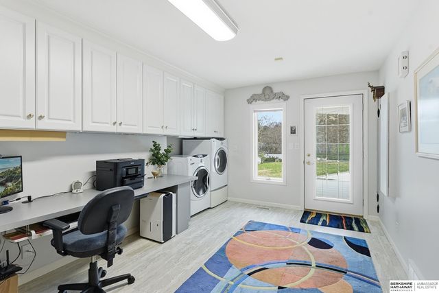 2515 S 105th Avenue, Omaha, NE 68124