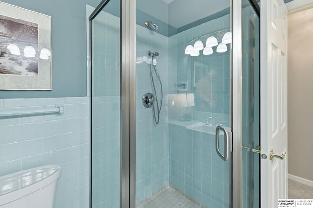 2515 S 105th Avenue, Omaha, NE 68124