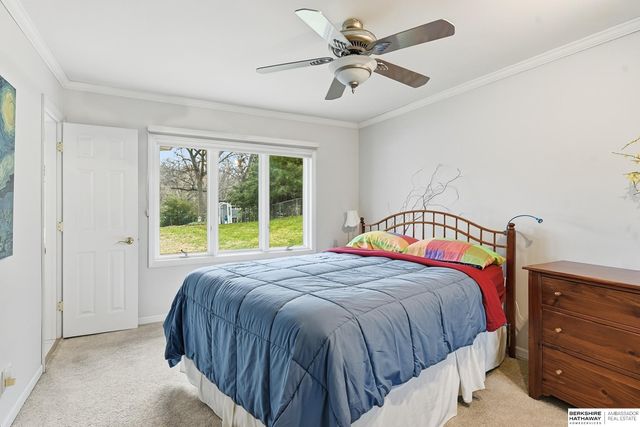 2515 S 105th Avenue, Omaha, NE 68124