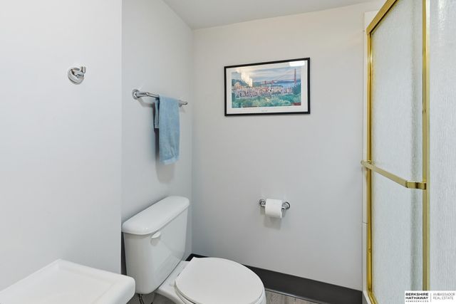 2515 S 105th Avenue, Omaha, NE 68124