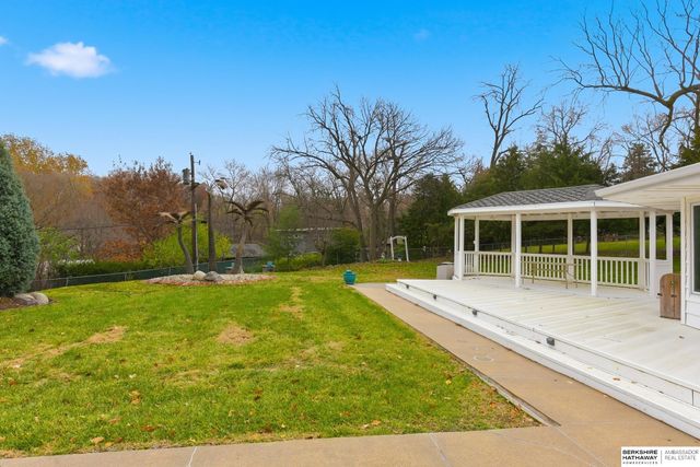 2515 S 105th Avenue, Omaha, NE 68124