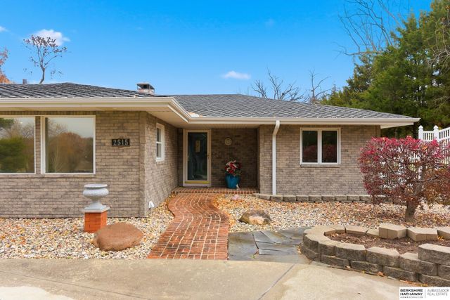 2515 S 105th Avenue, Omaha, NE 68124