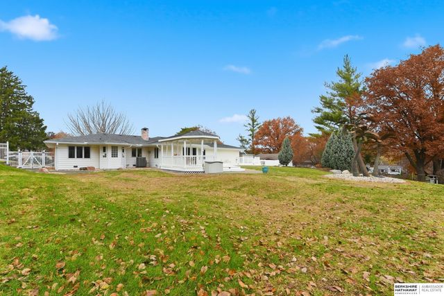 2515 S 105th Avenue, Omaha, NE 68124