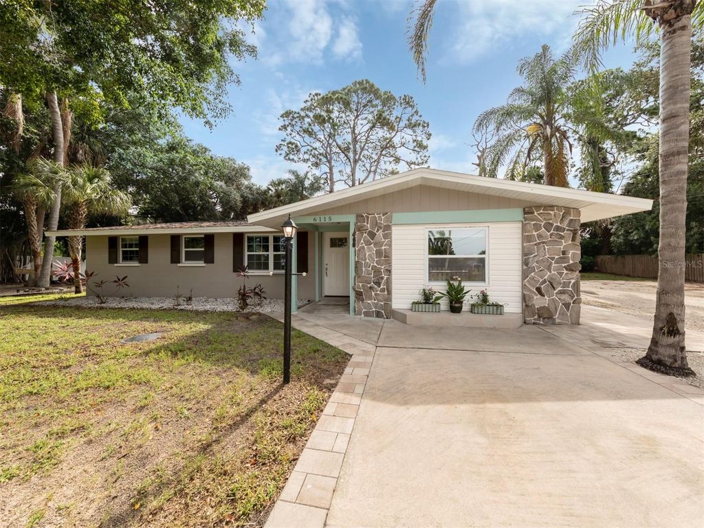 6115 CARLTON AVENUE, Sarasota, FL 34231