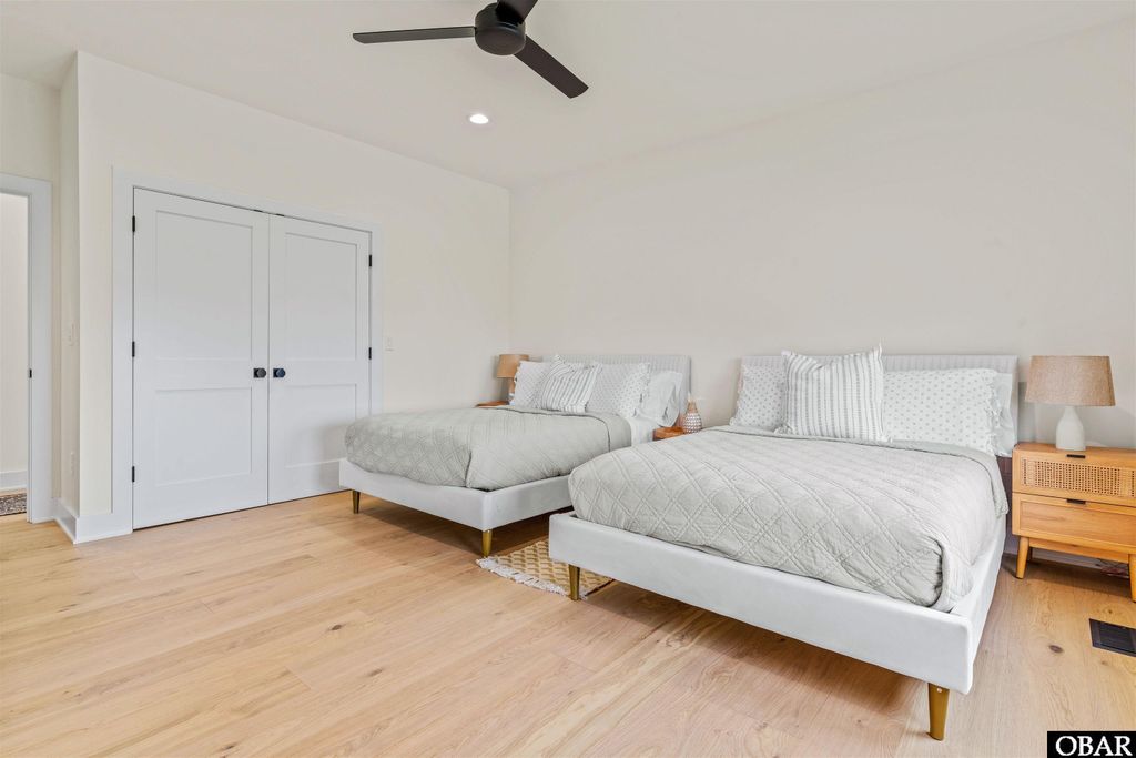 Image 27 of property listing at 9 S Hammock Court, Manteo, NC 27954