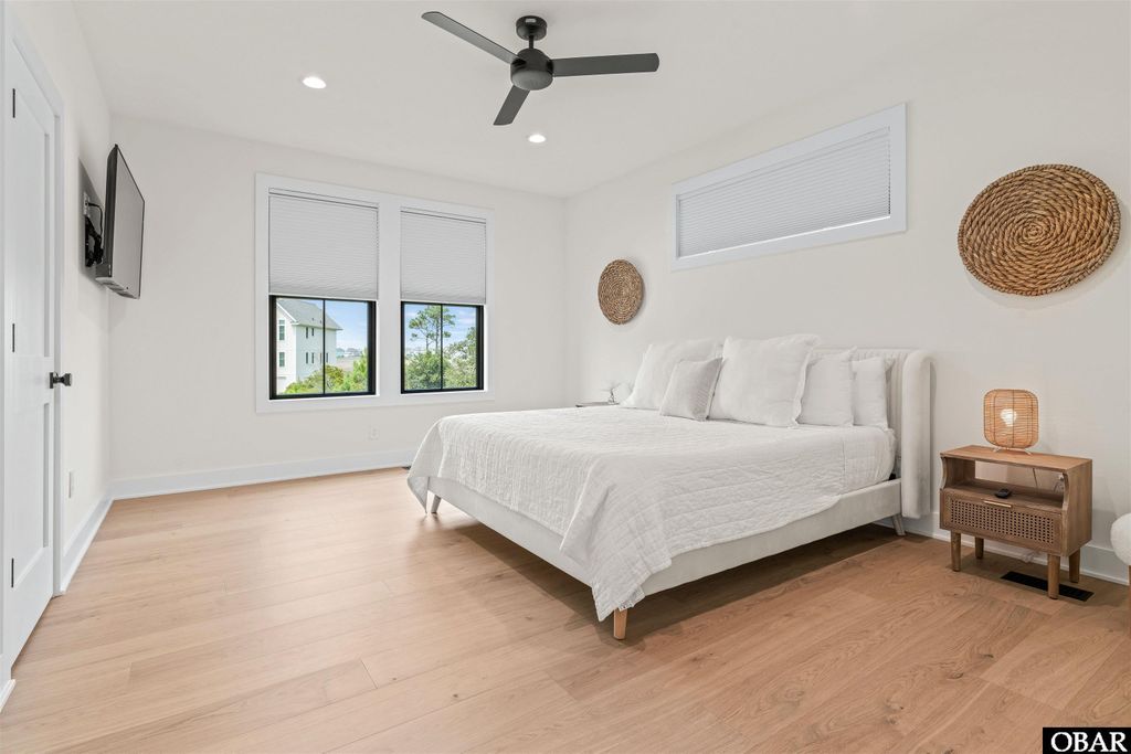 Image 30 of property listing at 9 S Hammock Court, Manteo, NC 27954