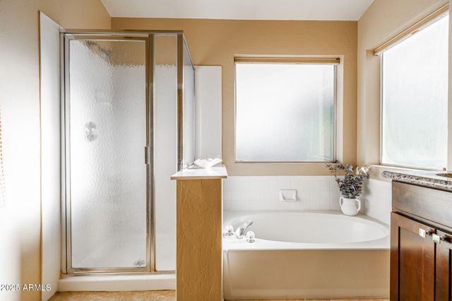 15601 S 37TH Way, Phoenix, AZ 85048