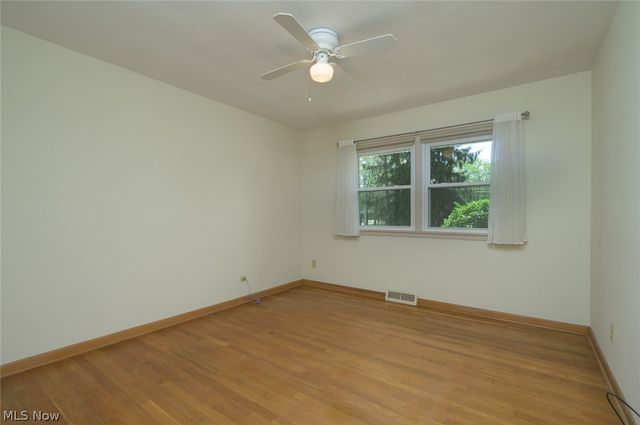 34995 Solon Road, Solon, OH 44139