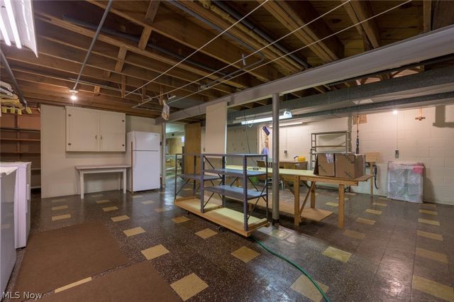 34995 Solon Road, Solon, OH 44139