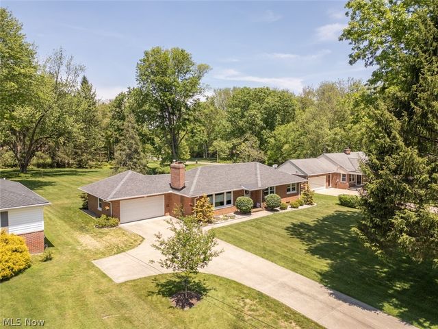 34995 Solon Road, Solon, OH 44139