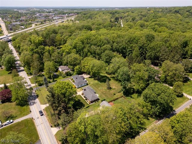 34995 Solon Road, Solon, OH 44139