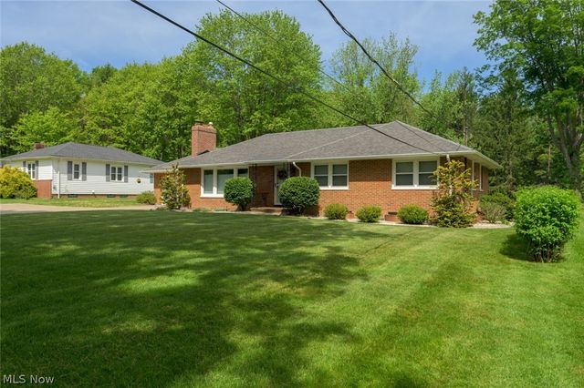 34995 Solon Road, Solon, OH 44139
