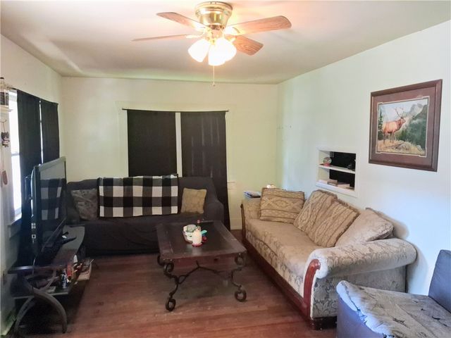 202 Douglas Street, Berryville, AR 72616