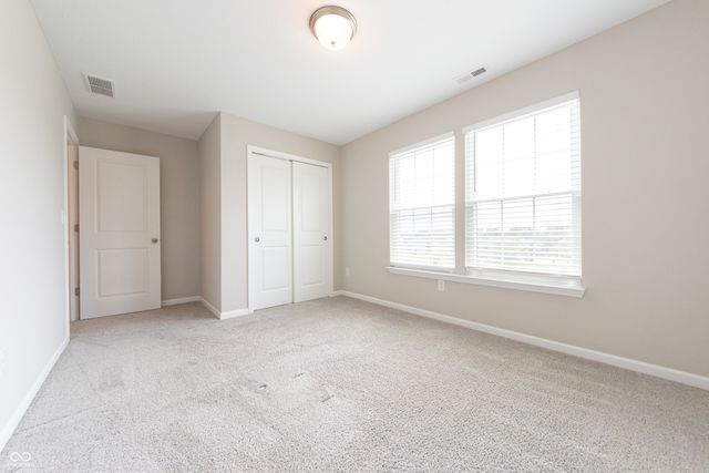 7042 Pinnacle Drive, Columbus, IN 47201