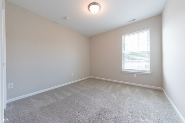 7042 Pinnacle Drive, Columbus, IN 47201