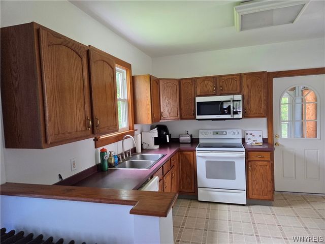 121 Fredericka Street, North Tonawanda, NY 14120