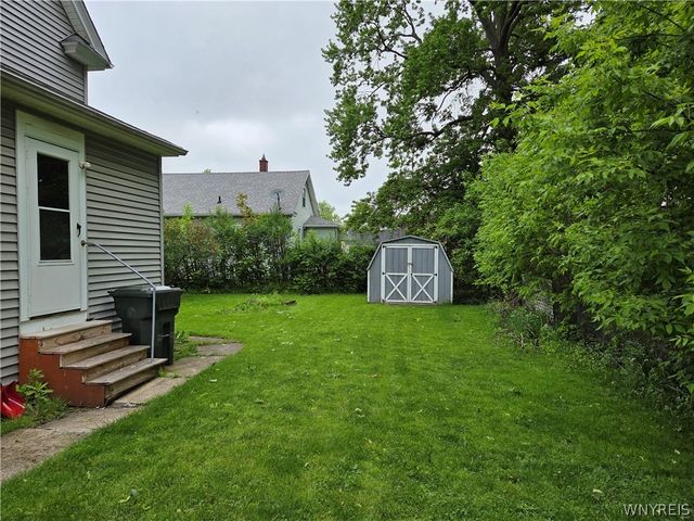 121 Fredericka Street, North Tonawanda, NY 14120