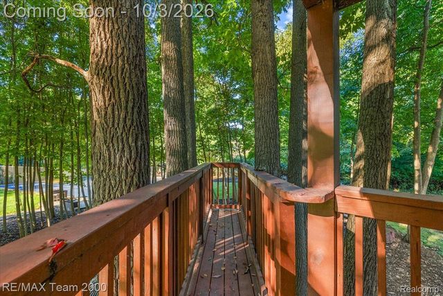 30525 Rosemond Drive, Franklin Village, MI 48025