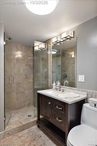 30525 Rosemond Drive, Franklin Village, MI 48025