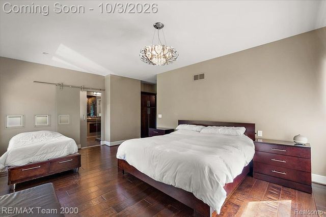 30525 Rosemond Drive, Franklin Village, MI 48025