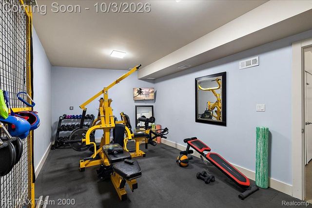 30525 Rosemond Drive, Franklin Village, MI 48025