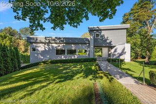 30525 Rosemond Drive, Franklin Village, MI 48025