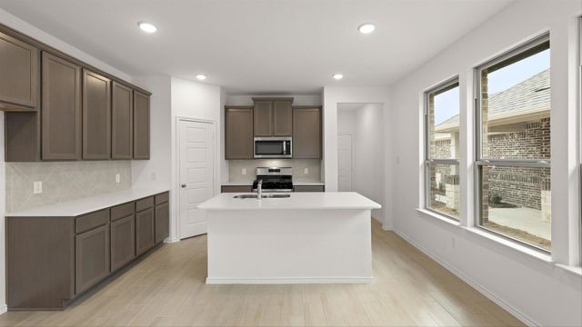 1644 Edgeway Drive, Aubrey, TX 76227