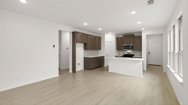 1644 Edgeway Drive, Aubrey, TX 76227