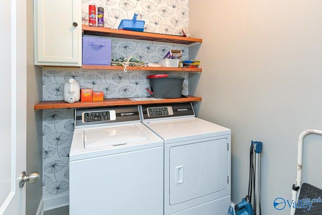 2943 Magnolia Park Drive, Owens Cross Roads, AL 35763