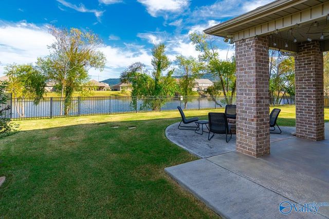 2943 Magnolia Park Drive, Owens Cross Roads, AL 35763