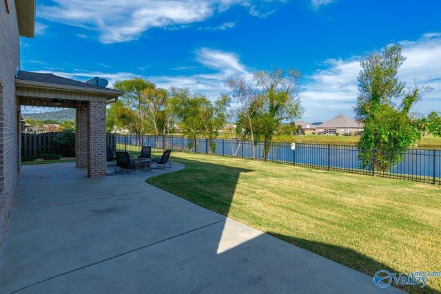 2943 Magnolia Park Drive, Owens Cross Roads, AL 35763