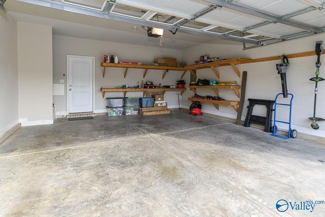 2943 Magnolia Park Drive, Owens Cross Roads, AL 35763