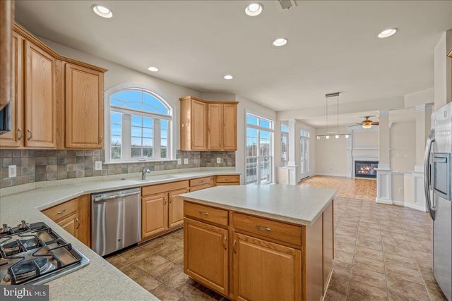 48 FIELD CREST CT, Shepherdstown, WV 25443