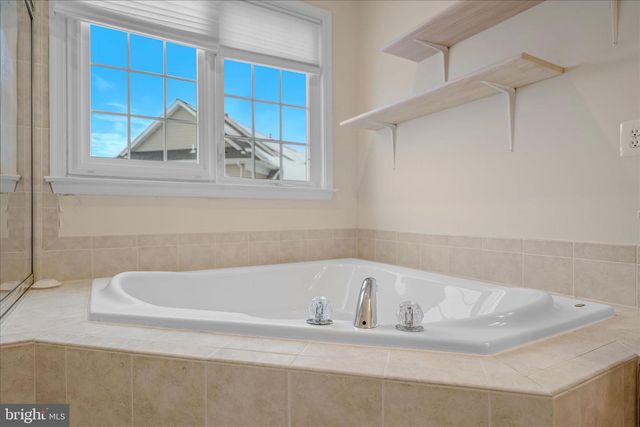 48 FIELD CREST CT, Shepherdstown, WV 25443