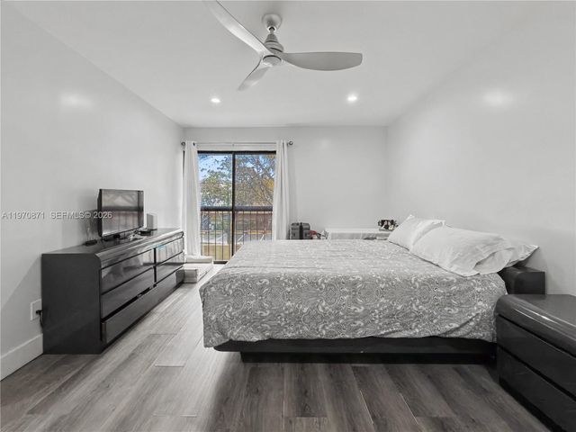 4712 Sheridan St 6, Hollywood, FL 33021