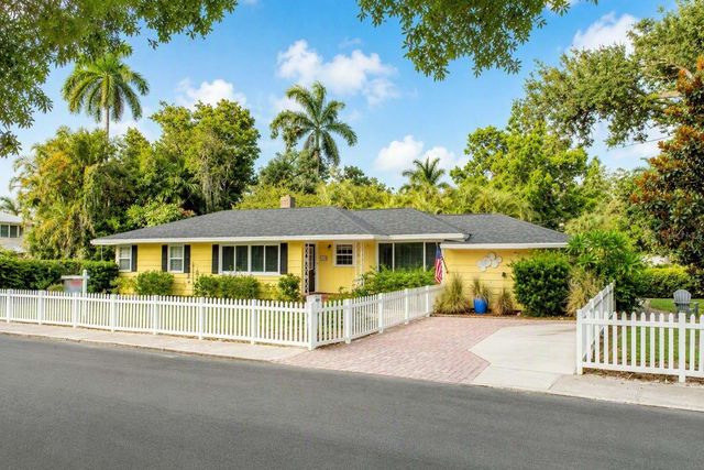 405 20TH STREET W, Bradenton, FL 34205