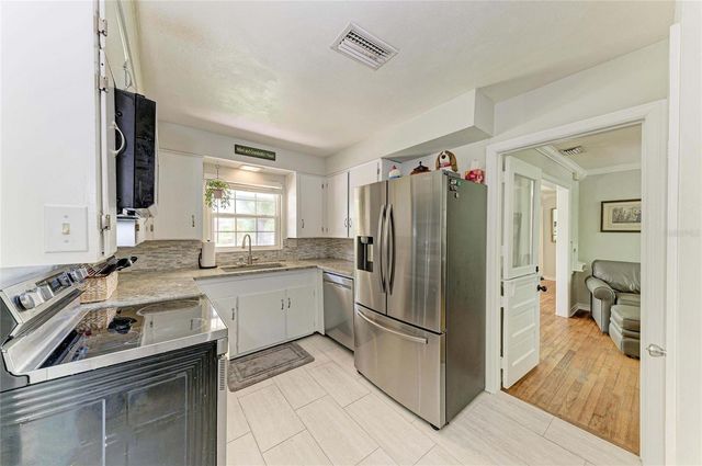 405 20TH STREET W, Bradenton, FL 34205