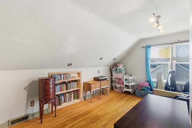 552 Wentworth Avenue, Battle Creek, MI 49015