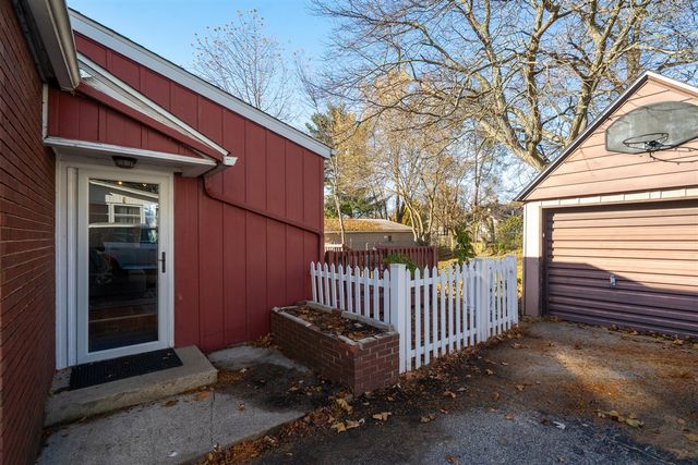 552 Wentworth Avenue, Battle Creek, MI 49015