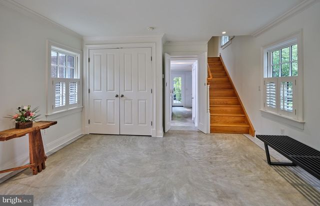 3 BRIDGE ST, Stockton, NJ 08559