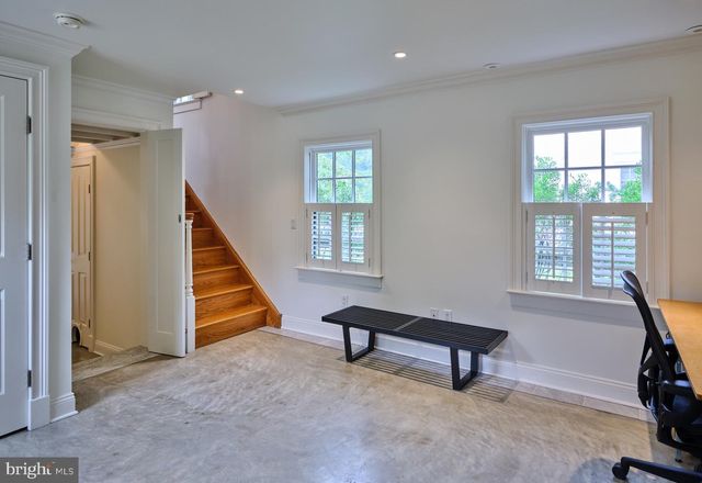 3 BRIDGE ST, Stockton, NJ 08559